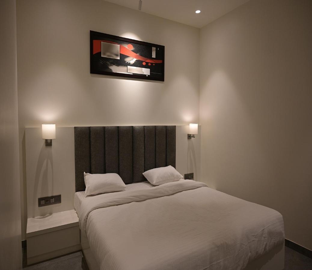 Hotel My Home Residency Nášik Exteriér fotografie