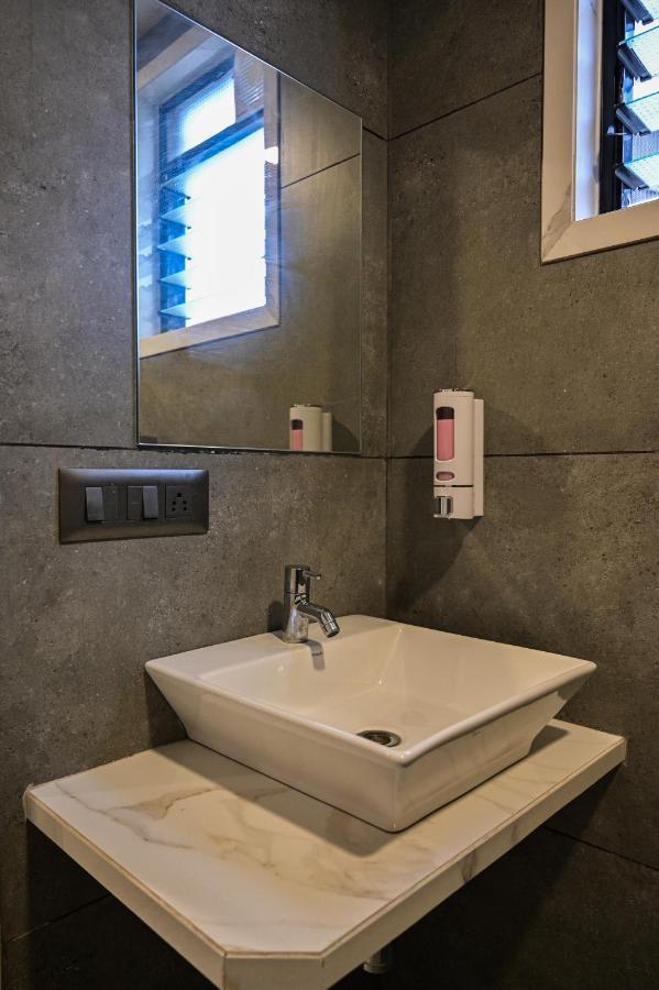 Hotel My Home Residency Nášik Exteriér fotografie